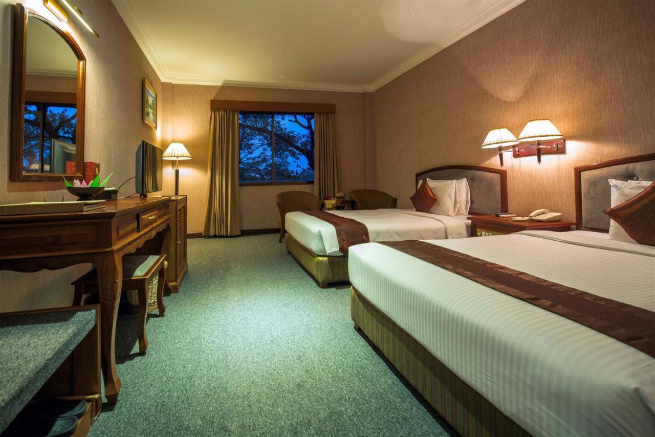Angkor Howard Hotel Sziemreap Kültér fotó